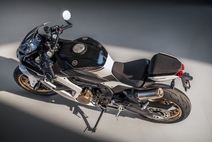 Moto sportive rétro CFMoto 500SR Voom
