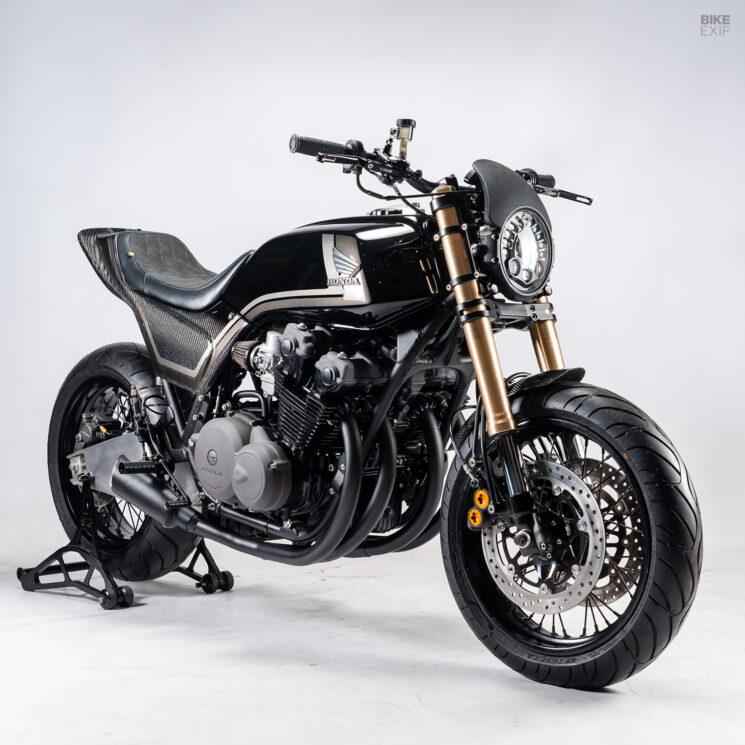 Honda CB750 personnalisée par STG Tracker