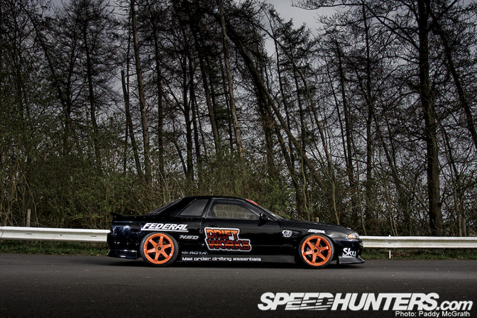 Car Feature>> Bon-bon’s Driftworks 1jz-gte R32 Skyline