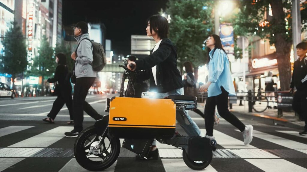 Ce scooter électrique pliant incroyablement mignon est maintenant disponible en précommande