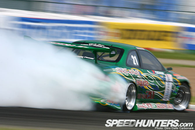 Car Feature>> D1gp 4-real Works Soarer
