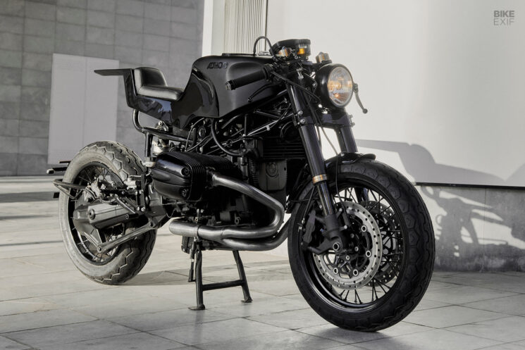 BMW R850RT personnalisée par Ad Hoc Café Racers