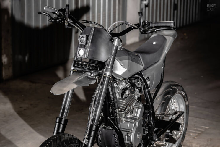 Supermotard Beta M4 personnalisé par Emporio Elaborazioni Meccaniche