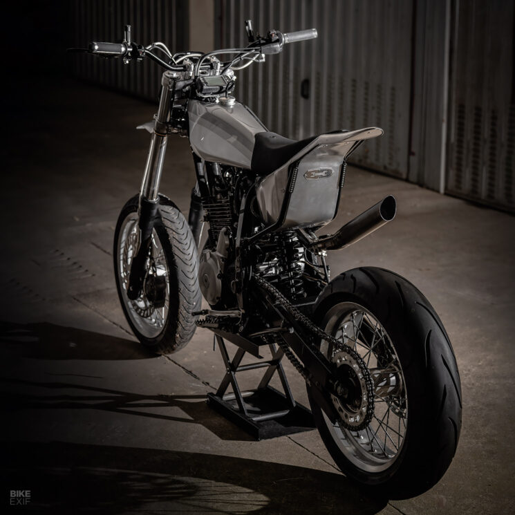 Supermotard Beta M4 personnalisé par Emporio Elaborazioni Meccaniche