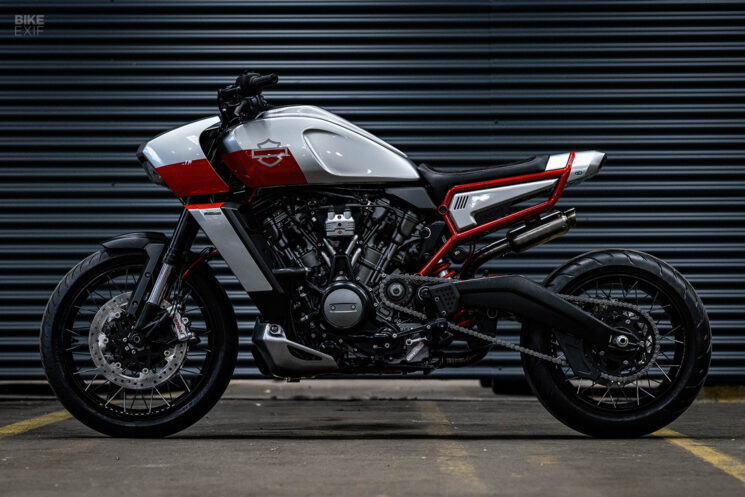 Harley Pan America personnalisée par Powerbrick