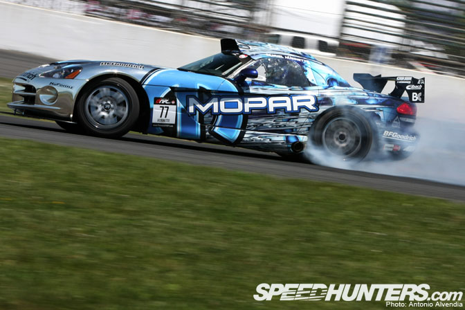 Car Feature>> Samuel Hubinette’s Mopar Viper&nbsp;Srt10