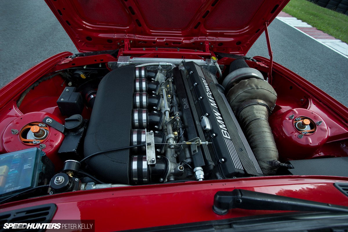 BMW-E30-29