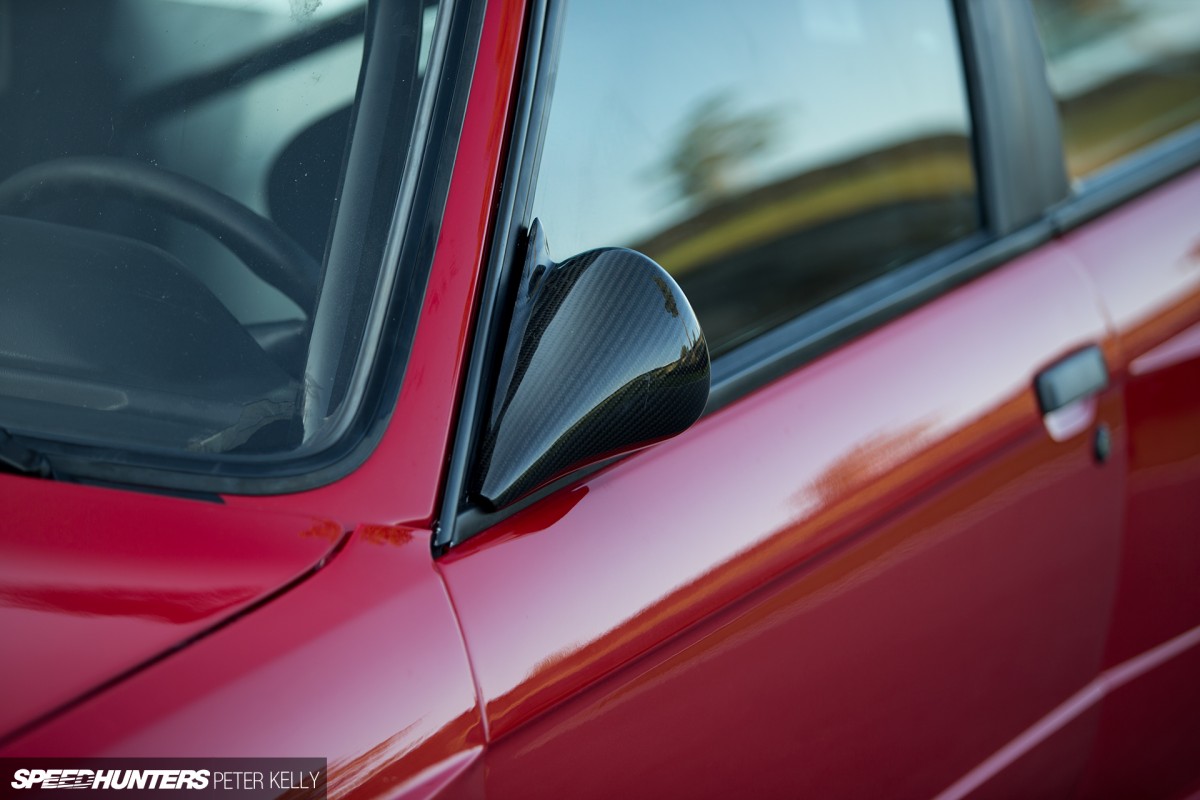 BMW-E30-8