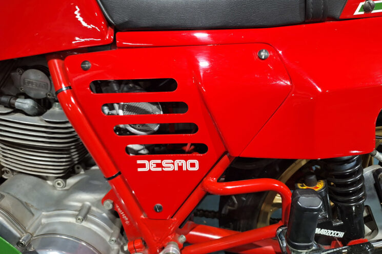Ducati MHR Mille 1985 chez Iconic Motorbikes