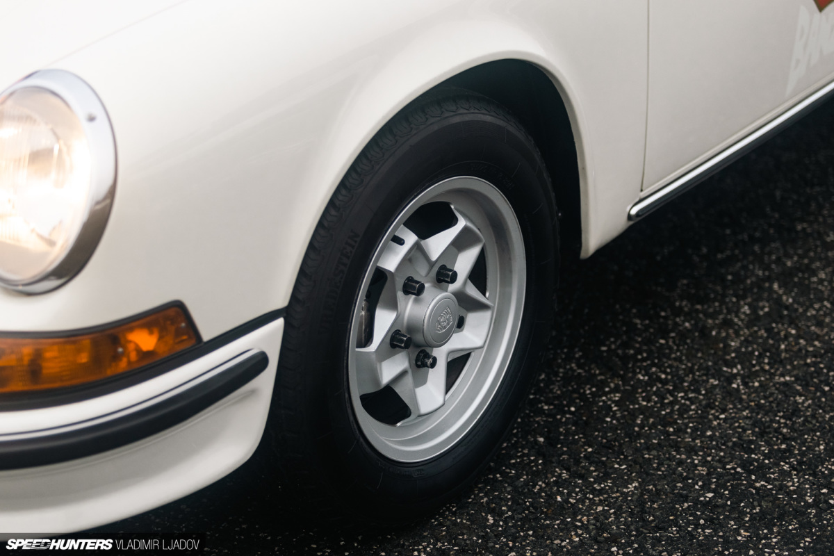 porsche-911-police-Rijkswacht-banzai-en-rouesbywovka-10