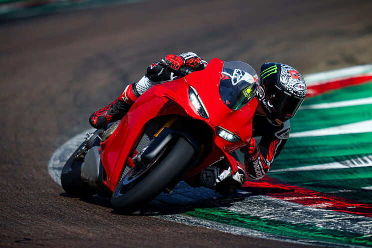Supermoto Ducati Panigale V4 2025