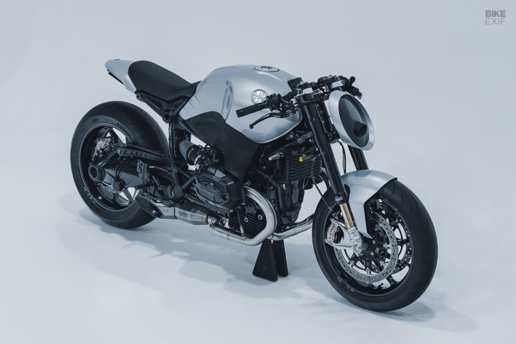 BMW R nineT café racer néo-futuriste