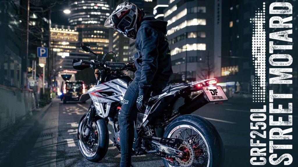 Cette moto tout-terrain personnalisée a été conçue pour déchiqueter les rues et vient du Japon