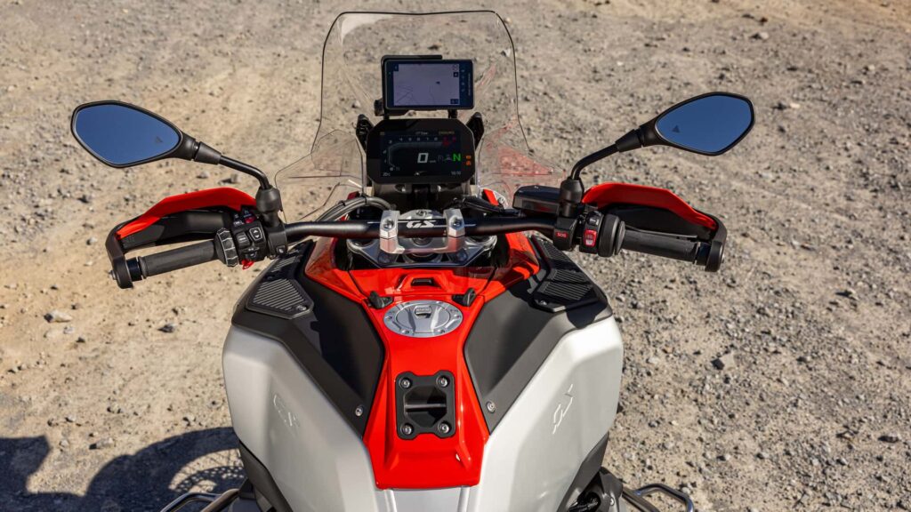 De Los Angeles à Las Vegas et presque de retour avec un seul réservoir, la nouvelle aventure de BMW R 1300 GS va loin
