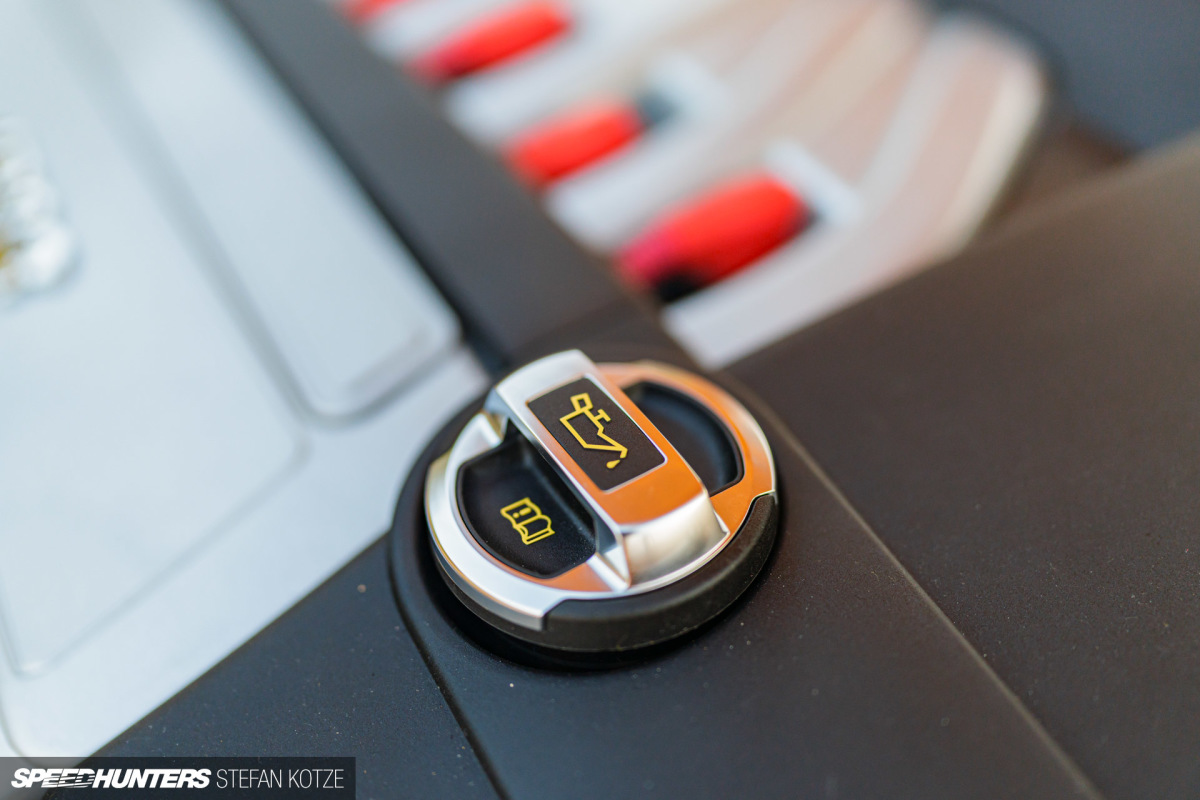 stefan-kotze-speedhunters-vw-mk1-r32-28
