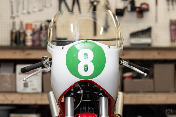Réplique de Yamaha RD56 par Big Dream Motorcycles