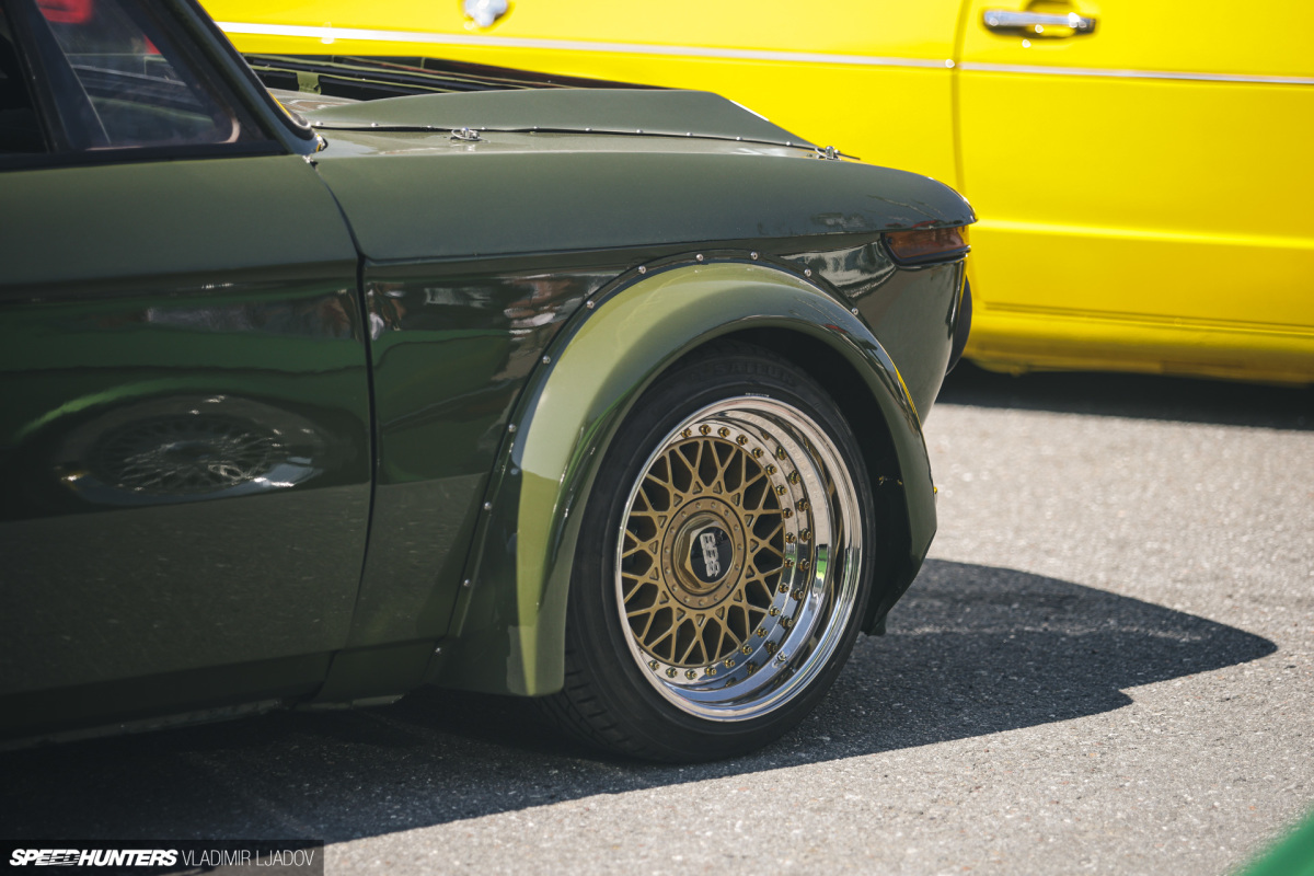 bmw-1602-par-wheelsbywovka-2