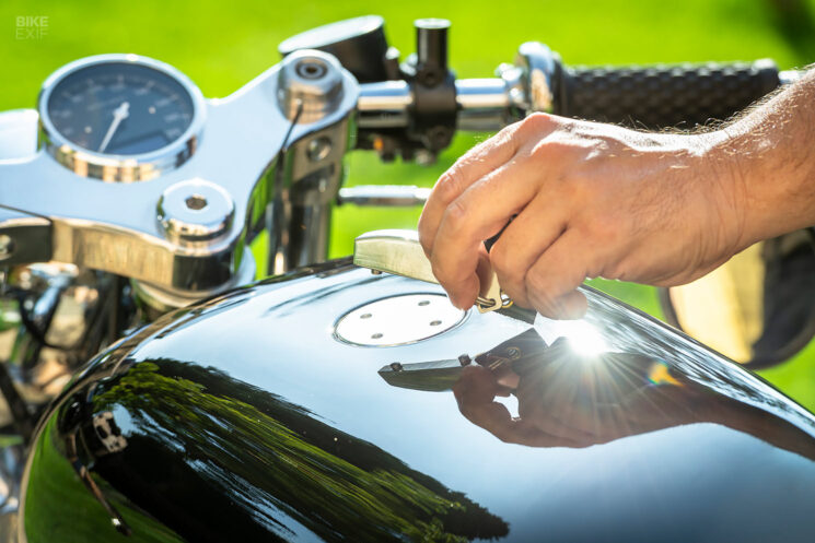 Moto Guzzi 1000 SP café racer par North East Custom