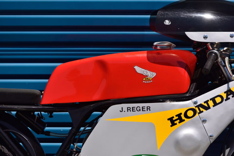 Réplique de la Honda CBX1000 RC166 par Jim Reger