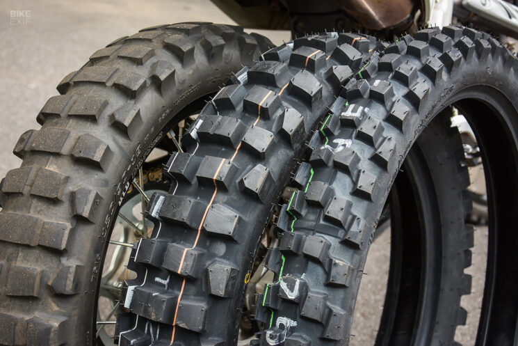 Modifications budgétaires pour motos tout-terrain homologuées pour la route