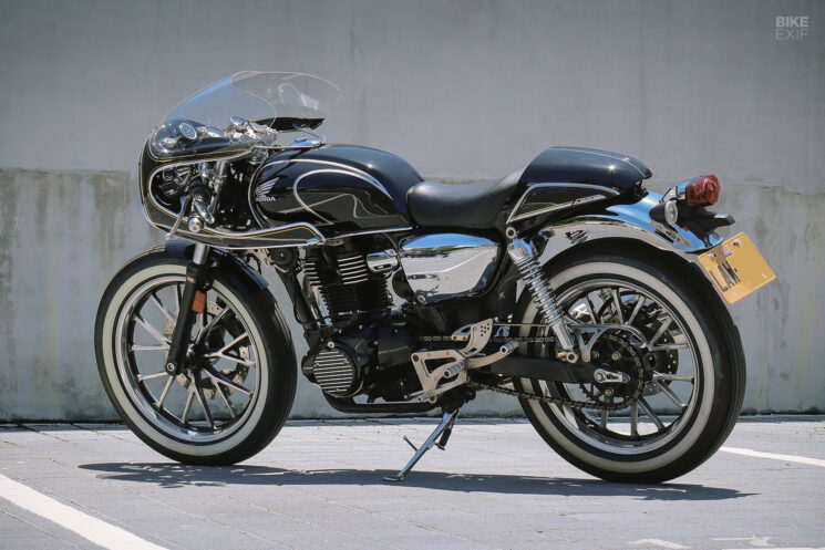 Honda CB350 café racer par Shawn Lin et Capo Moto