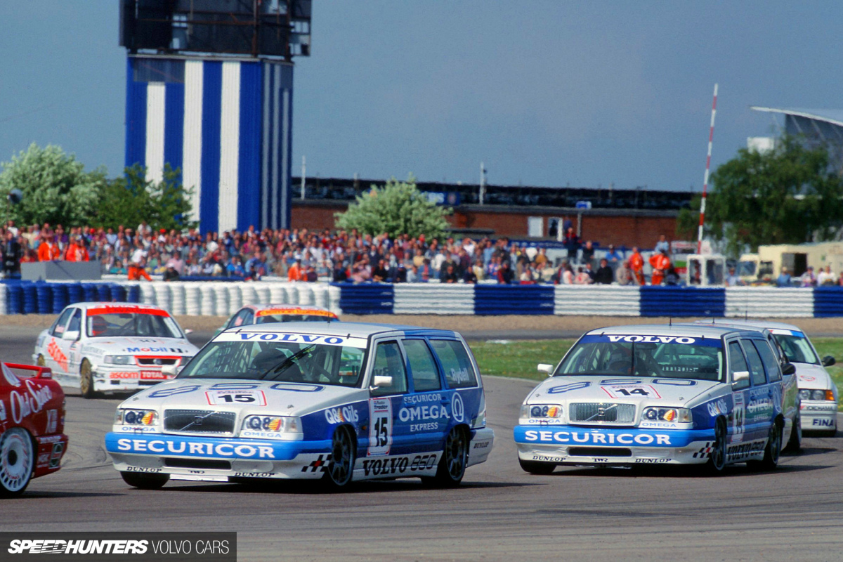 SH_143337_Le_Volvo_850_Estate_dans_le_BTCC_1994