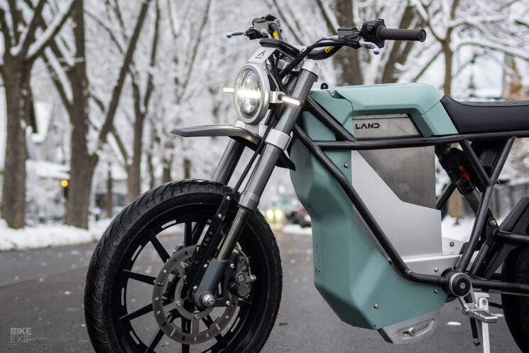La moto électrique District LAND MOTO