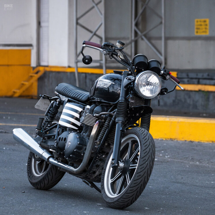 Essai sur route : pièces détachées Triumph Bonneville de Motone Customs