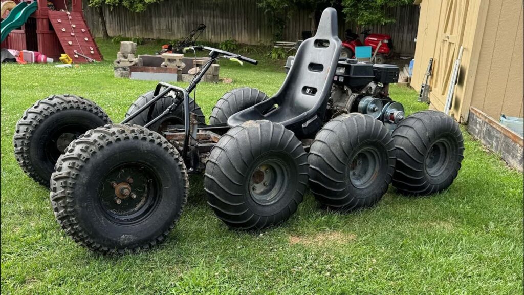 Ce type a construit un kart à deux moteurs, à 8 roues et à 6 roues motrices