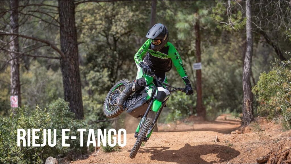 Cette moto tout-terrain électrique espagnole semble parfaite pour les débutants