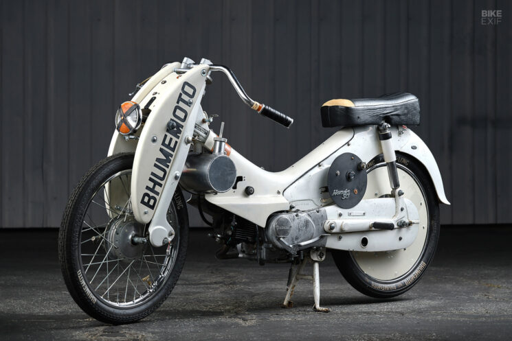 Honda Super Cub C100 1965 personnalisée par Bhumemoto