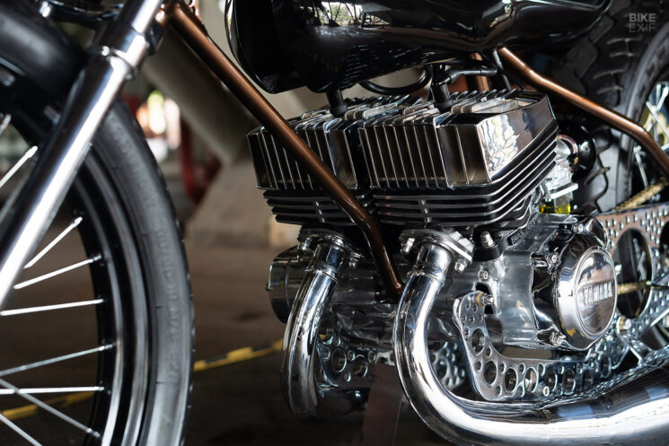 Moto de dragster bimoteur Yamaha RXZ 125 de FNG Works