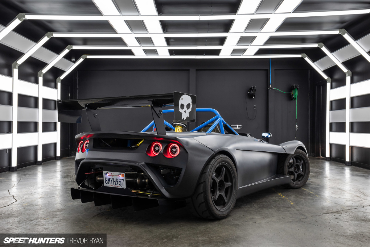 2023-Fibre-de-carbone-Lotus-Roadster_Trevor-Ryan-Speedhunters_002