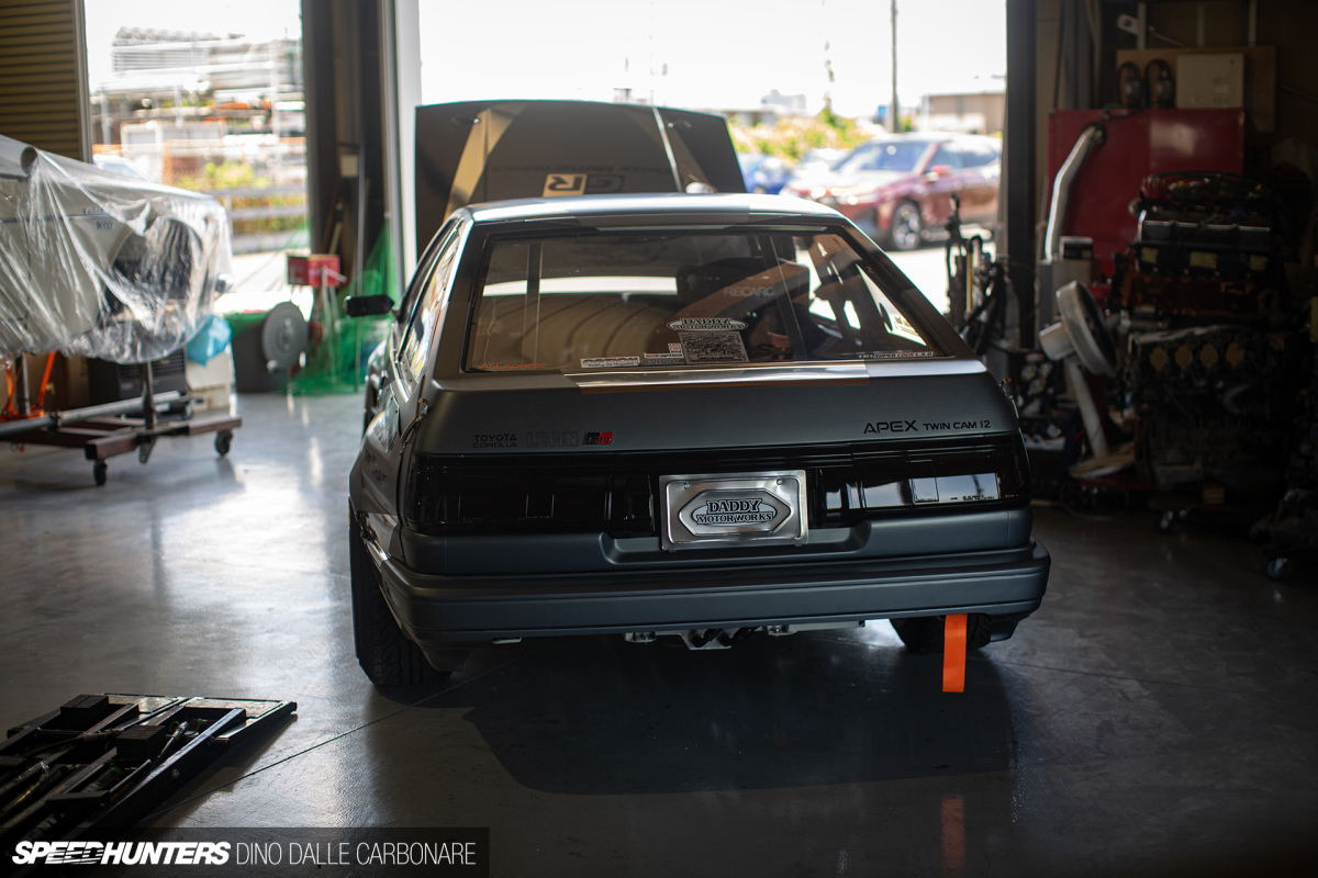 daddy_motorworks_ae86_gr_dino_dalle_carbonare_15