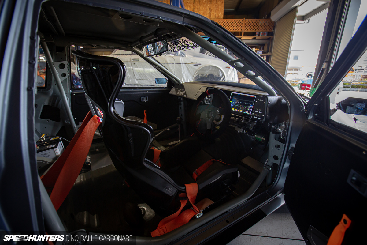 daddy_motorworks_ae86_gr_dino_dalle_carbonare_27