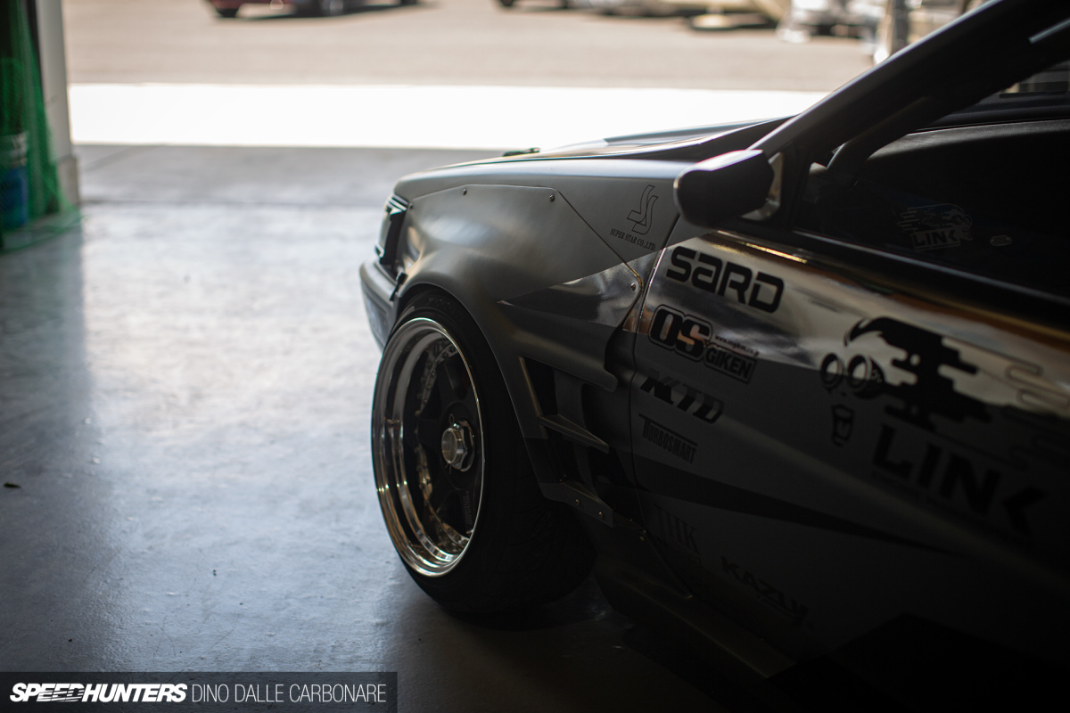 daddy_motorworks_ae86_gr_dino_dalle_carbonare_17