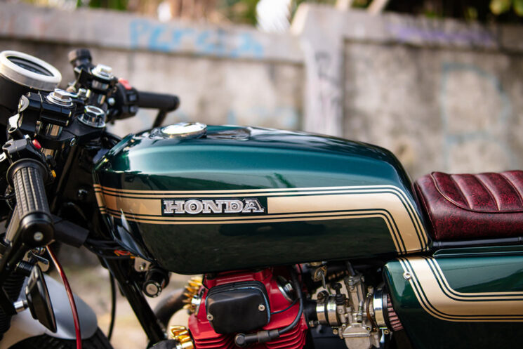 Honda CB200 café racer par Batakastem Garage