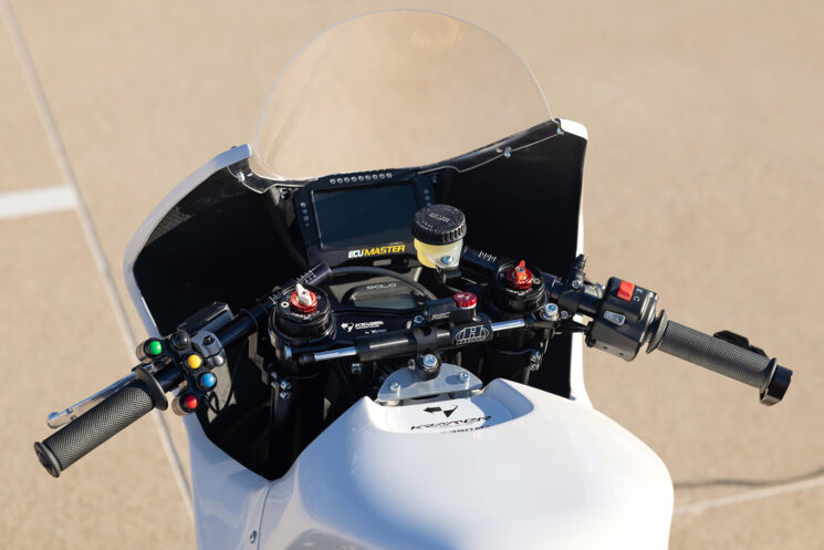 Moto de course Krämer APX-350 MA 2025