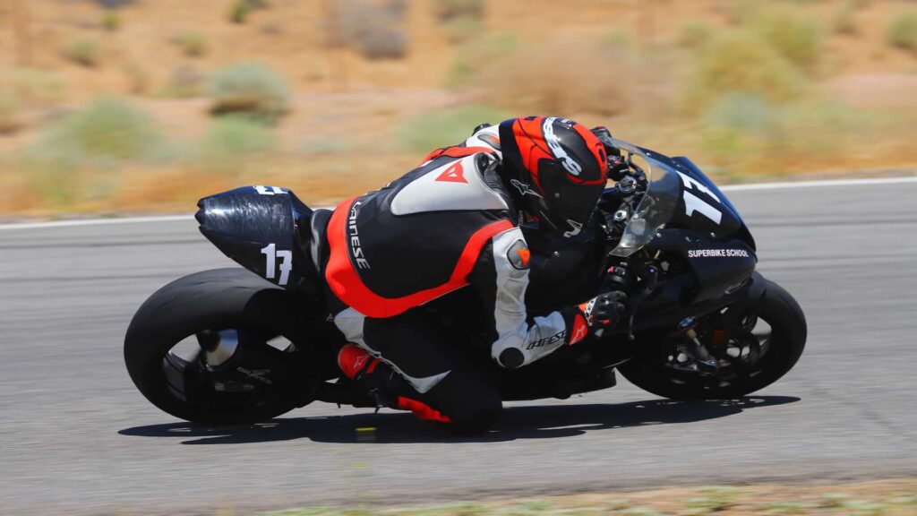 J'étais nerveux à l'idée d'aller à la California Superbike School, tu ne devrais pas l'être