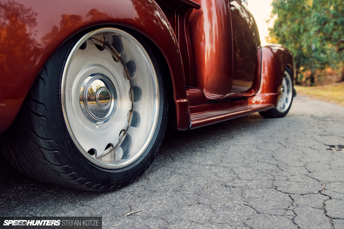 1948-chevy-bi-turbo-stefan-kotze-speedhunters (68)