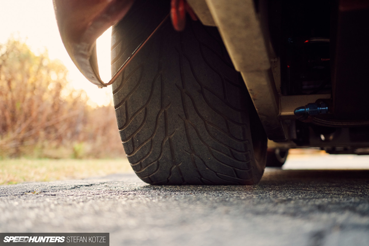 1948-chevy-bi-turbo-stefan-kotze-speedhunters (52)