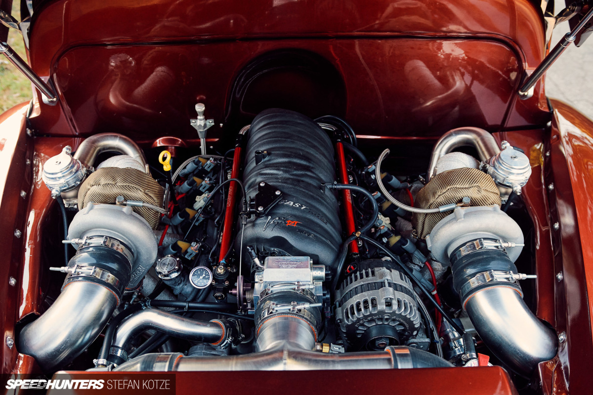 1948-chevy-bi-turbo-stefan-kotze-speedhunters (10)
