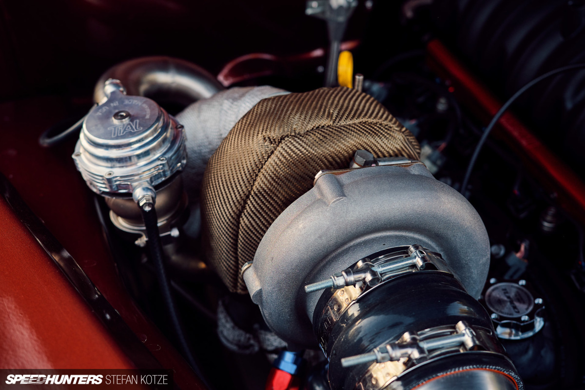 1948-chevy-bi-turbo-stefan-kotze-speedhunters (17)