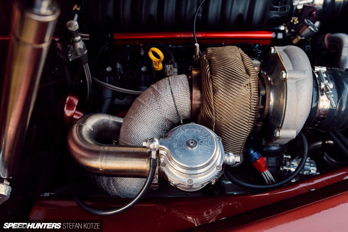 1948-chevy-bi-turbo-stefan-kotze-speedhunters (18)