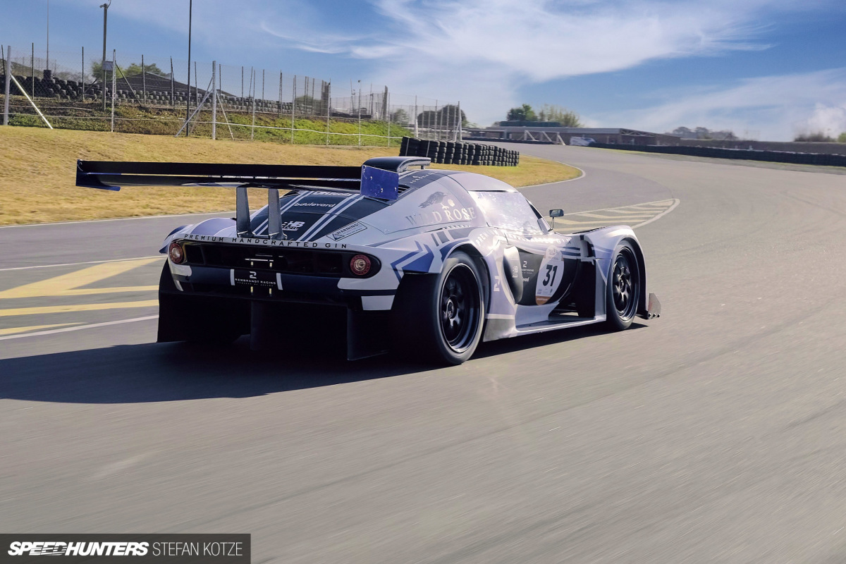 Ferrari 488-Lotus-Stefan-Kotze-Speedhunters (98)