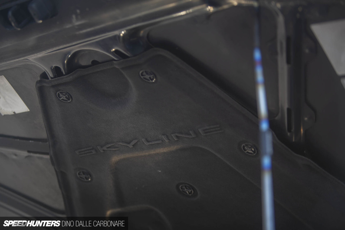 matty_32_gtr_detail_dino_dalle_carbonare_09