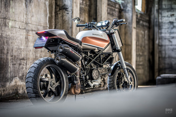 Traqueur de rue Ducati Multistrada 1000 DS personnalisé