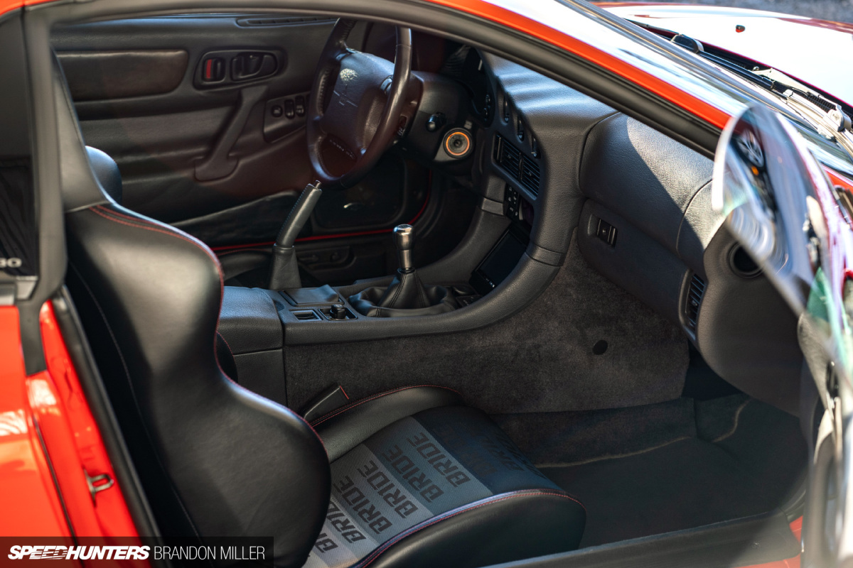 SH_3000GTO intérieur 8