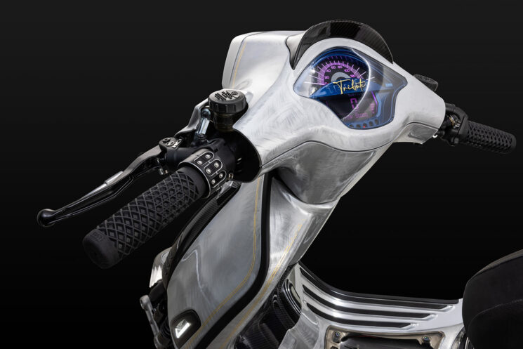 Scooter Vespa personnalisé par SIP Scootershop