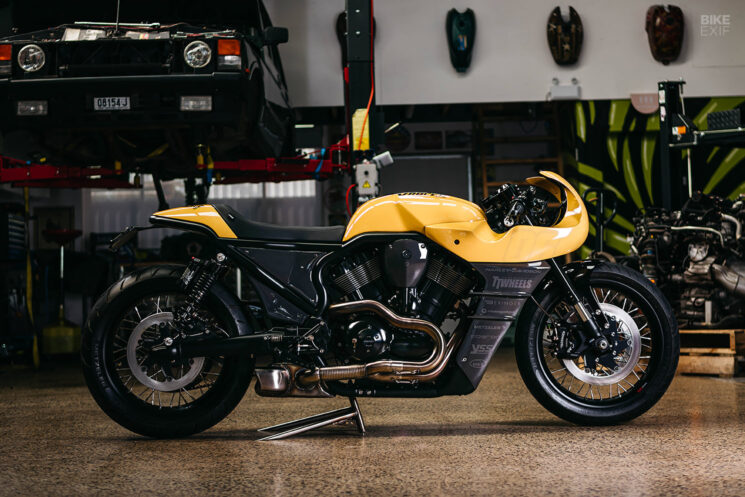 Harley-Davidson V-Rod Café Racer par Black Cycles Australie